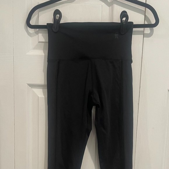Black Leggings w/ Mesh Sides - Picture 1 of 2